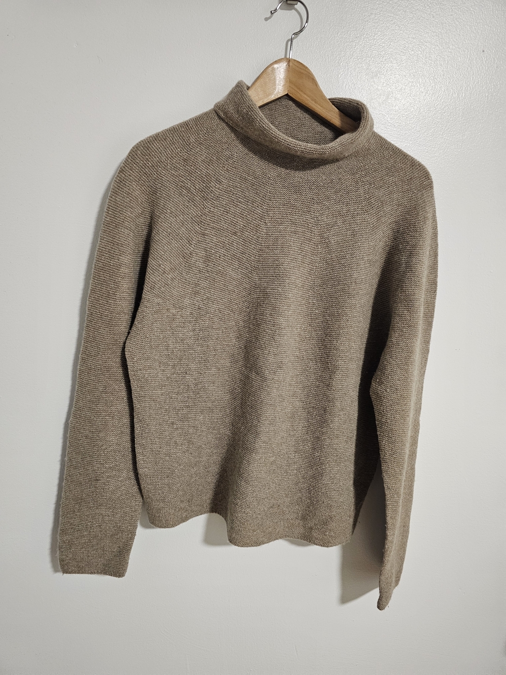 Uniqlo Brown Taupe Wool Blend Mock Neck Sweater Size Small
